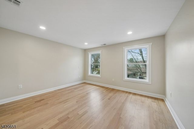 491 Central Ave 1, New Providence Boro, NJ 07974