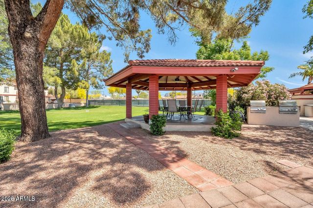 455 S DELAWARE Drive 129, Apache Junction, AZ 85120