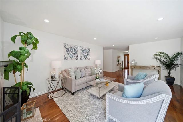 1330 Turquoise, Corona, CA 92882