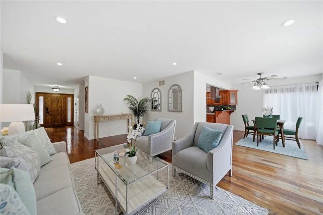 1330 Turquoise, Corona, CA 92882