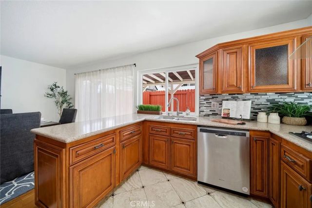 1330 Turquoise, Corona, CA 92882