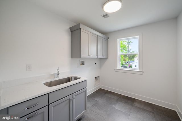 634 HIGHLAND AVE, Malvern, PA 19355