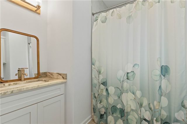 4025 Summit Dr, Corpus Christi, TX 78418