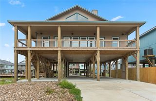 4025 Summit Dr, Corpus Christi, TX 78418