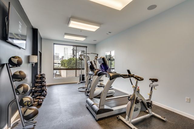 1002 Division St Apt 306, Nashville, TN 37203