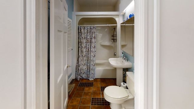 307 Tappan St 3, Brookline, MA 02445