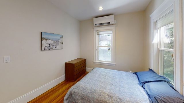 307 Tappan St 3, Brookline, MA 02445