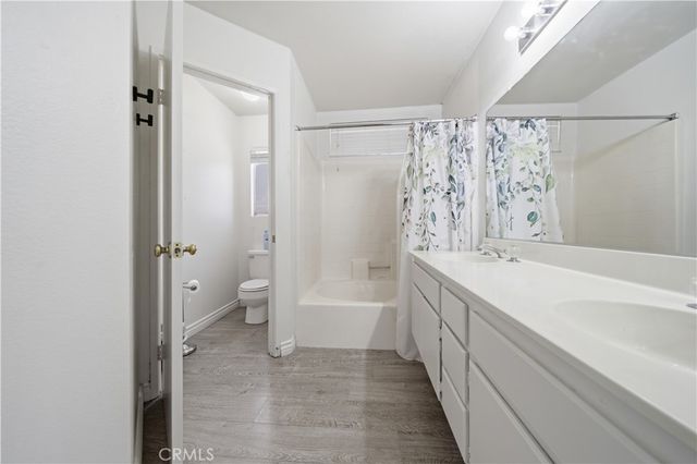 14211 La Mirada St, Victorville, CA 92392