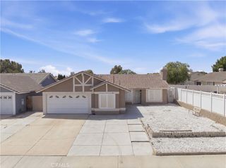 14211 La Mirada St, Victorville, CA 92392