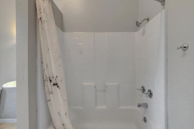 618 Walsh St, Grass Valley, CA 95945