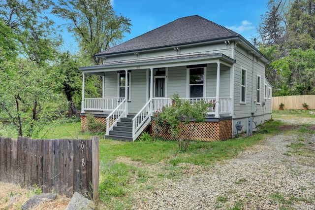 618 Walsh St, Grass Valley, CA 95945
