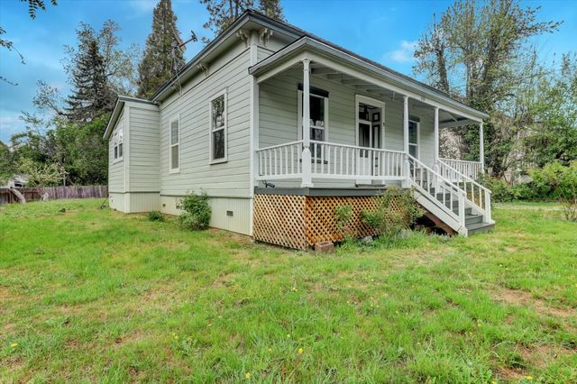 618 Walsh St, Grass Valley, CA 95945