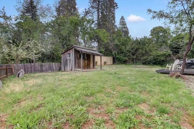 618 Walsh St, Grass Valley, CA 95945