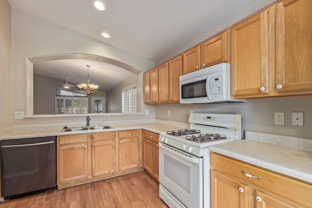 13949 N 133rd Drive, Surprise, AZ 85379