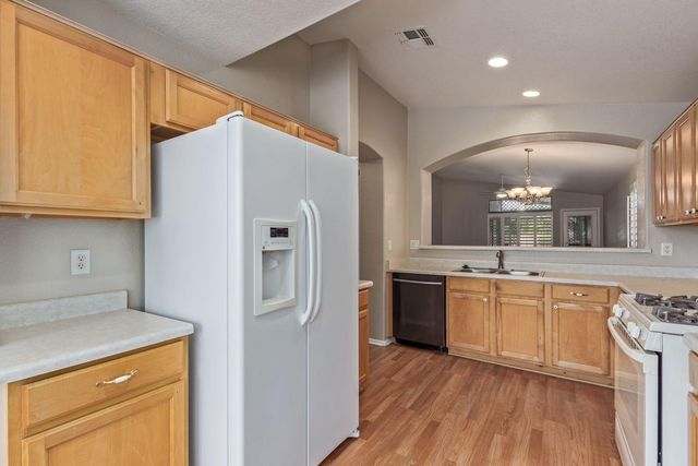 13949 N 133rd Drive, Surprise, AZ 85379