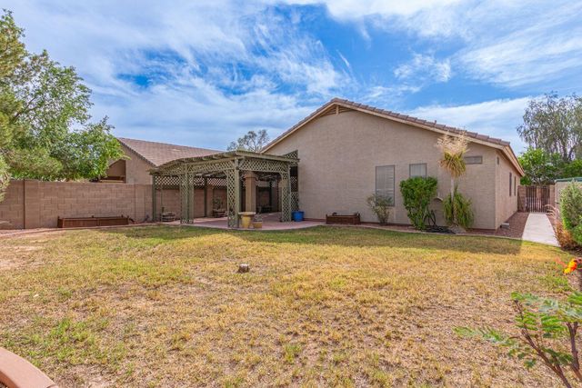 13949 N 133rd Drive, Surprise, AZ 85379