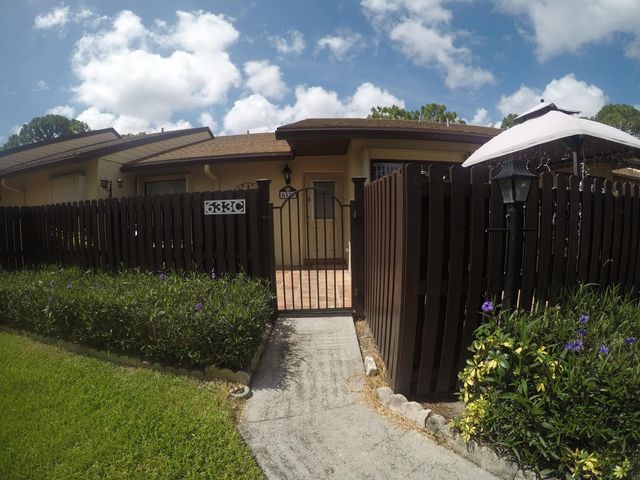 633 Sea Pine Way C, Greenacres, FL 33415