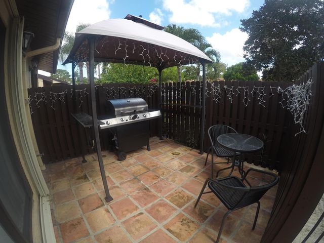 633 Sea Pine Way C, Greenacres, FL 33415