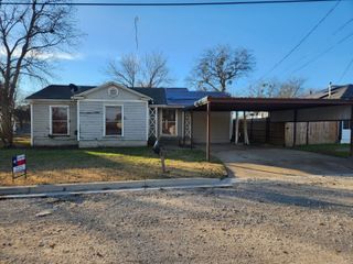 523 Richardson Street, Jacksboro, TX 76458