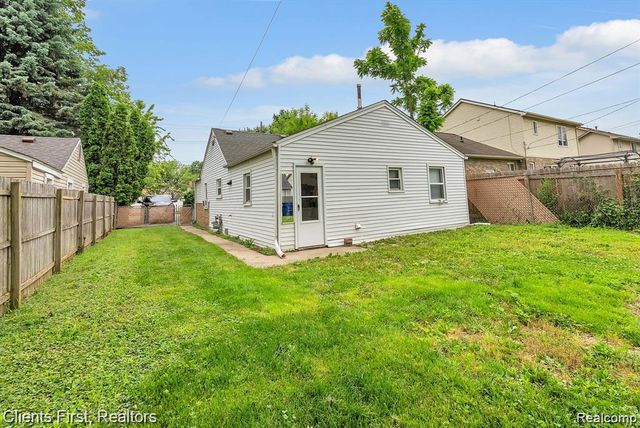 1660 N Sheldon Road, Canton Charter Township, MI 48187