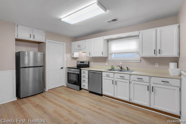 1660 N Sheldon Road, Canton Charter Township, MI 48187