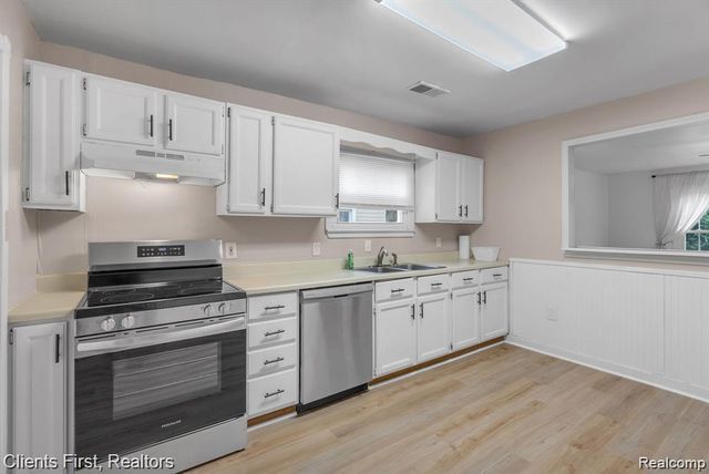 1660 N Sheldon Road, Canton Charter Township, MI 48187