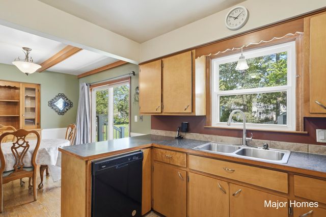 6846 Aleda Avenue Se, Gaines Twp, MI 49508