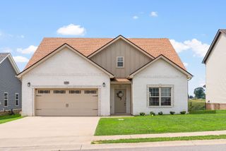 1398 Citadel Dr, Clarksville, TN 37042