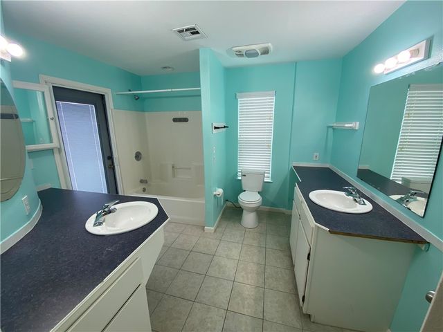 101 Donna, Rockport, TX 78382