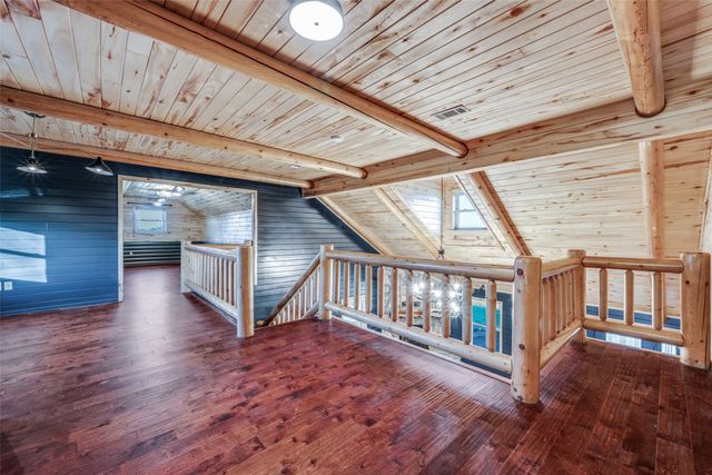 1353 Spring Creek Road, Collinsville, TX 76233