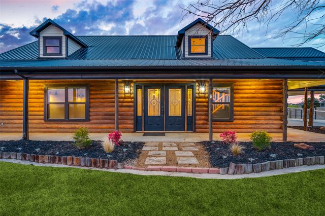 1353 Spring Creek Road, Collinsville, TX 76233