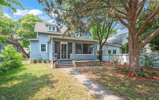 513 10th Street S, Fargo, ND 58103