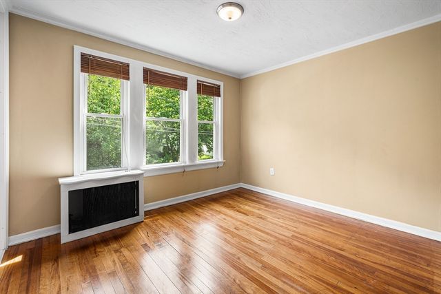 10 Nutting St, Fitchburg, MA 01420