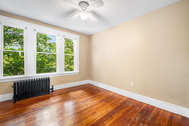 10 Nutting St, Fitchburg, MA 01420