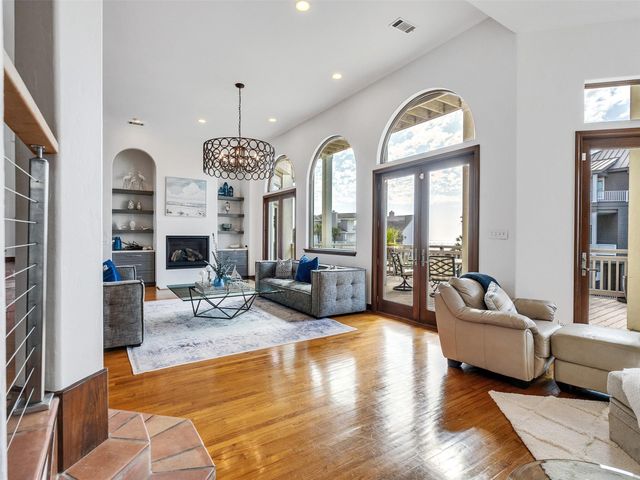 4206 Turks Point, Galveston, TX 77554