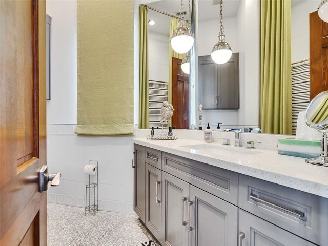 4206 Turks Point, Galveston, TX 77554