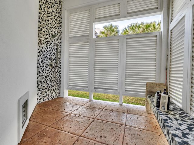 4206 Turks Point, Galveston, TX 77554