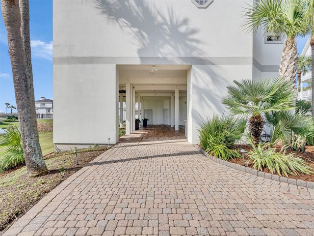 4206 Turks Point, Galveston, TX 77554