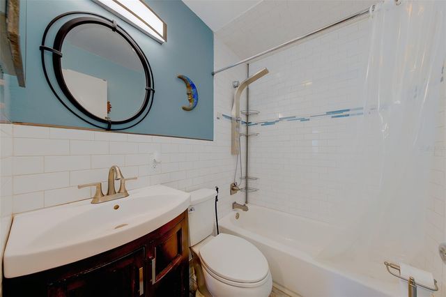 636 37TH AVENUE S, St Petersburg, FL 33705