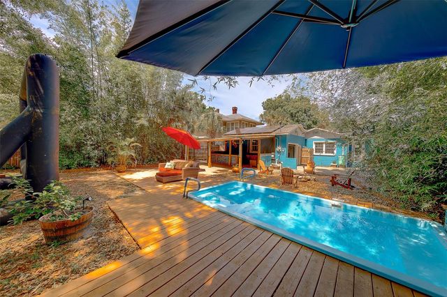 636 37TH AVENUE S, St Petersburg, FL 33705