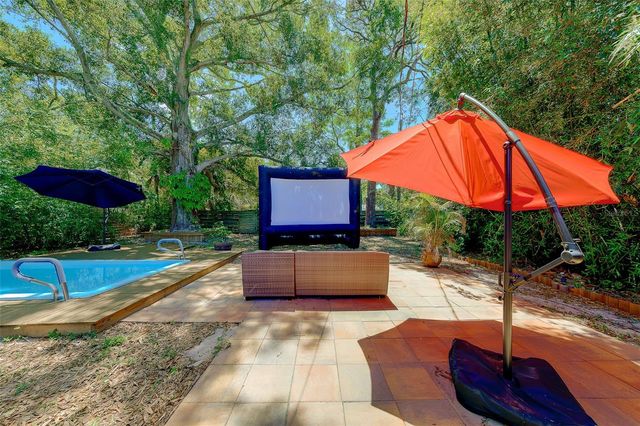 636 37TH AVENUE S, St Petersburg, FL 33705