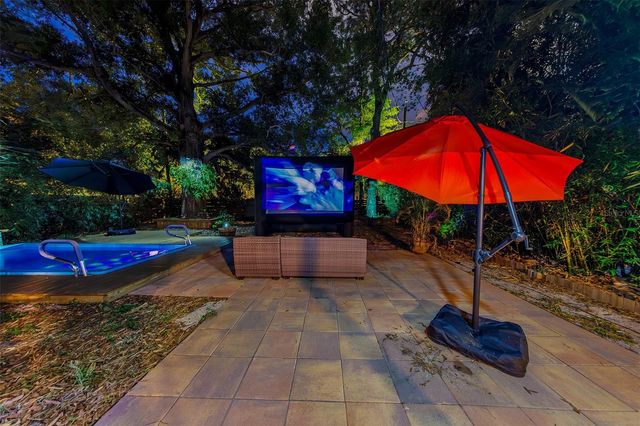 636 37TH AVENUE S, St Petersburg, FL 33705