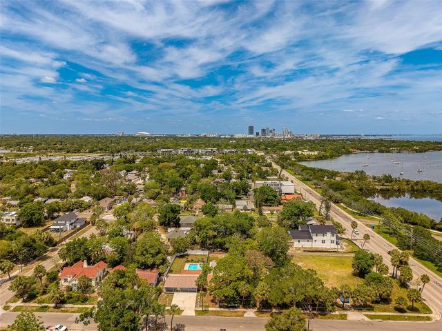 636 37TH AVENUE S, St Petersburg, FL 33705