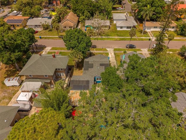 636 37TH AVENUE S, St Petersburg, FL 33705