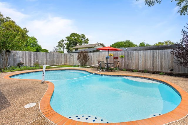 8410 Church Light Lane, Houston, TX 77064