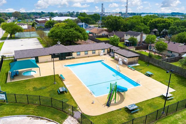 8410 Church Light Lane, Houston, TX 77064