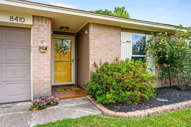 8410 Church Light Lane, Houston, TX 77064