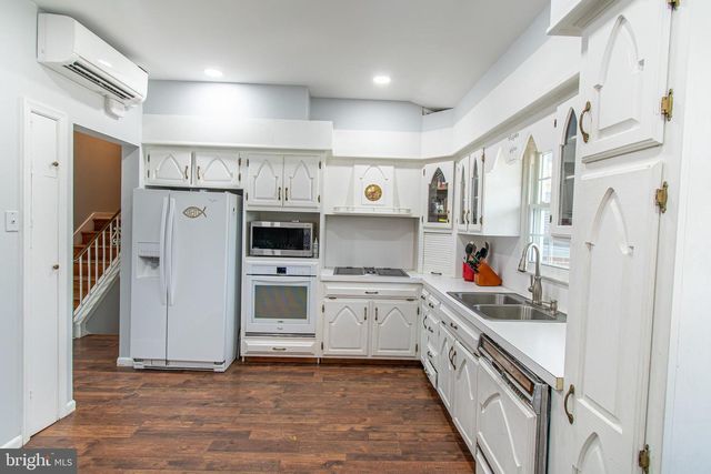 7364 OCEAN GTWY, Easton, MD 21601