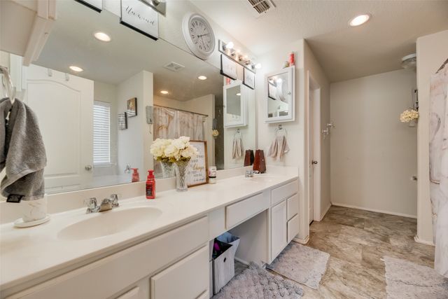 1033 Bruni Court, Aubrey, TX 76227