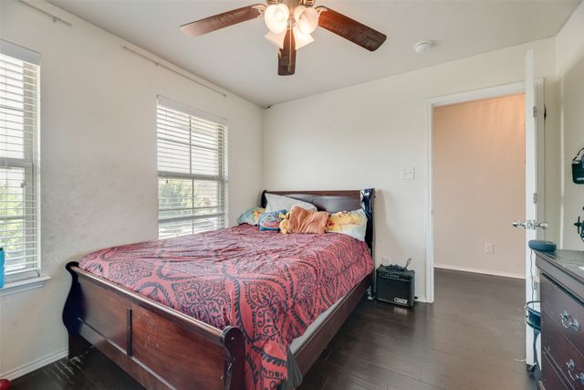 1033 Bruni Court, Aubrey, TX 76227